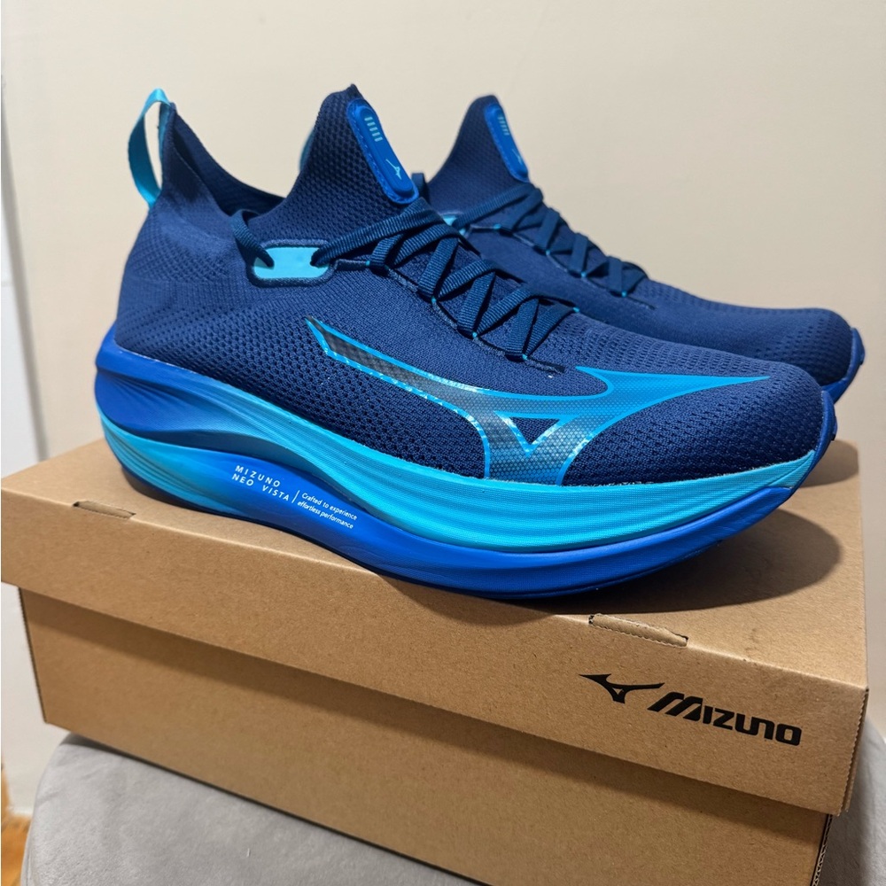 Mizuno Men's Neo Vista Running Shoes